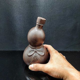 Nậm Rượu Gốm 500ML Bát Tràng cao cấp – mẫu hồ lô nghiêng màu nâu đất - Nậm Đựng Rượu Bát Tràng cho giới sành tửu – Nậm Rượu Đẹp chất lượng đảm bảo (L4)