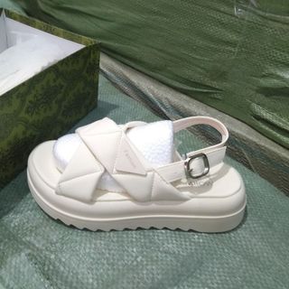 dép sandal quai sau