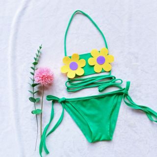 Áo tắm. đồ bơi hai mảnh. bikini đi biển bé gái.