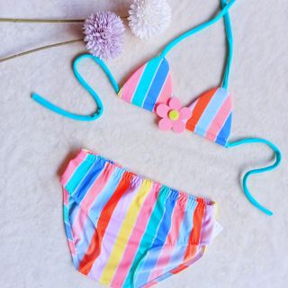 Áo tắm cho bé. đồ bơi hai mảnh. bikini đi biển.