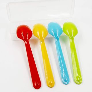 Bộ 4 thìa nhựa màu sắc kèm hộp nhập khẩu từ Nhật Bản