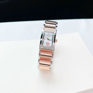 ĐỒNG HỒ VERSUS HOT HOT 2023