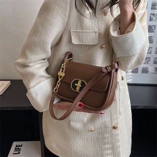 TÚI XÁCH NỮ CAO CẤP ĐEO CHÉO ĐEO VAI KHÓA XOAY THANH NGANG AS23013 - TRÙM SỈ VN
