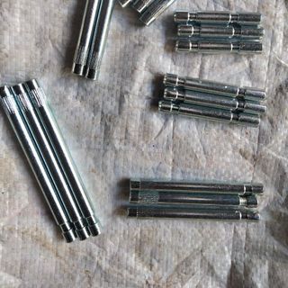 Chốt sắt thùng lau nhà giá tốt cho cty xưởng sx thùng lau nhà