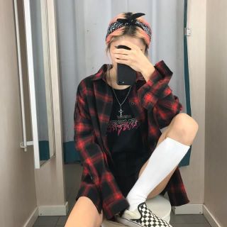 CA RÔ SỌC ĐỎ TRƠN CÓ TÚI