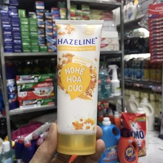 Sữa rửa mặt Hazeline Tẩy Nghệ Hoa Cúc 100g giá sỉ