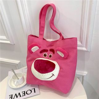Túi xách họa tiết gấu dâu hót TREND