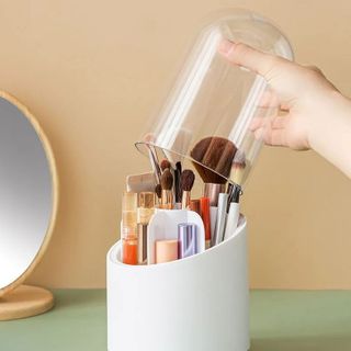 Hộp đựng cọ trang điểm xoay 360 độ có nắp đậy