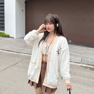 Áo khoác cadigan thêu chữ thelll siêu đẹp dễ thương.