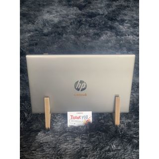 Kệ laptop lắp ghép bằng gỗ tái chế bảo vệ môi trường