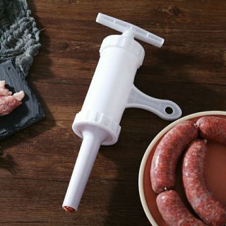 Máy nhồi xúc xích