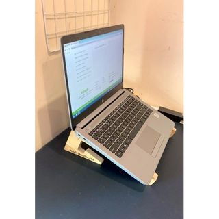 Giá đỡ tản nhiệt Laptop bằng gỗ tái chế thân thiện môi trường