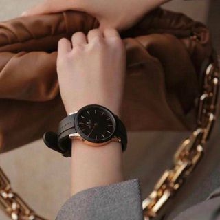 ĐỒNG HỒ D.W ICONIC MOTION CAO CẤP