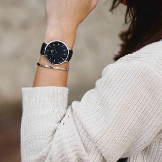 ĐỒNG HỒ D.W CLASSIC BLACK