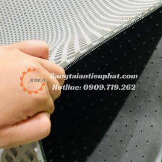 Băng tải pvc ô vuông xám đục lỗ giá sỉ