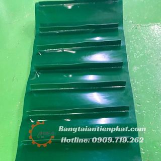 Băng tải pvc đúc gờ chế từ băng tải giá sỉ