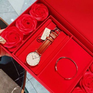 SET D.W DA + VÒNG ĐỎ