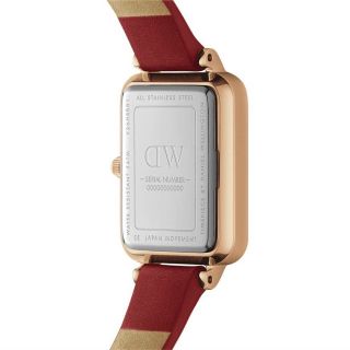 ĐỒNG HỒ D.W CHERY BLUSH RED