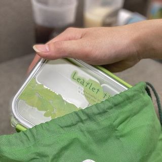 Hộp đựng cơm Bento bằng nhựa chia 3 ngăn kèm túi đựng 500ml hàng nội địa Nhật Bản
