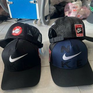 Mũ lưỡi trai đủ mẫu có ngựa màu đỏ CQ