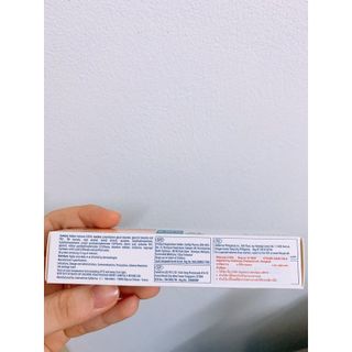 Kem Tretinoin Retacnyl Cream 0,025%, 0.05% Kem Giảm Mụn, Chống Lão Hóa Da Galderma 30Gram