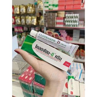 Tuýp Kem Bôi Nấm Móng Chân Tay CLOTHASONE D CREAM Thái Lan 15gram