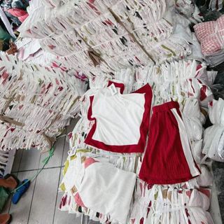Set yếm