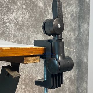 Giá Đỡ Điện Thoại MT022 - Kẹp Đầu Giường, Cạnh Bàn Tiện Lợi