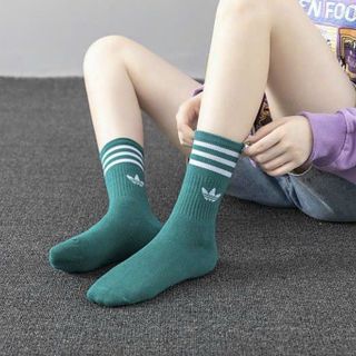 Tất thể thao nam nữ dáng dài