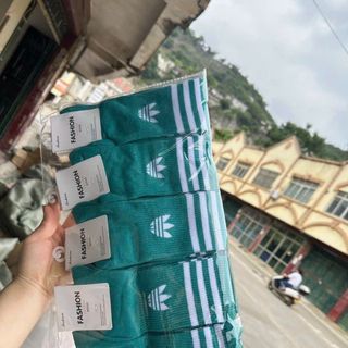 Tất thể thao nam nữ dáng dài