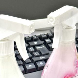 Chai xịt khử mùi và làm thơm quần áo cao cấp Kyowa 380ml nội địa Nhật Bản
