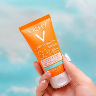 Kem Chống Nắng Vic hyy SPF 50