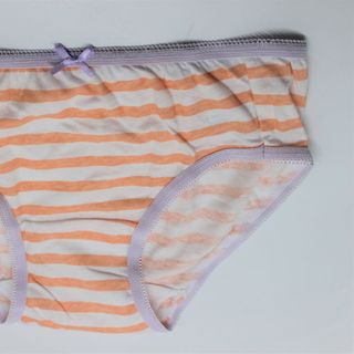Quần lót nữ cotton cao cấp size M dáng nhỏ nhập khẩu từ Nhật Bản