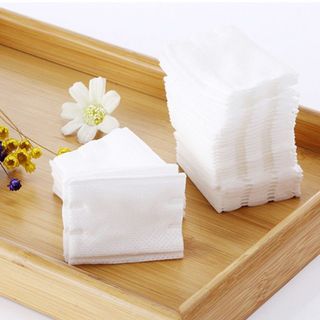 Bông tẩy trang Cotton Pad vàng chính hãng 200-222 miếng (Kiện 80 gói)