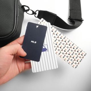 Túi đeo chéo M/L/B NEWYORK logo Kim loại màu đen hàng VNXK