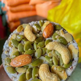 Bánh nổ gạo lứt mix hạt dinh dưỡng (1kg = 4 hũ)