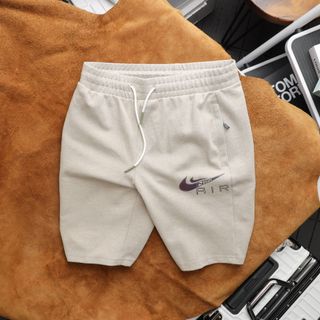 Quần short thun nam, quần đùi nam cao cấp, chất vải BC xịn mịn. Thiết kế basic dễ mặc dễ phối đồ. Logo phản quang - size từ 55kg - 85kg