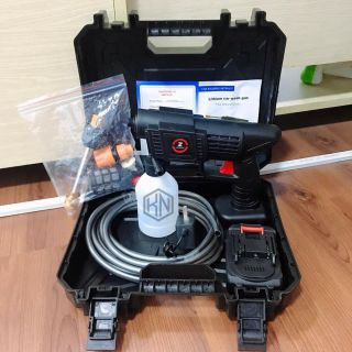 Máy xịt rửa xe......