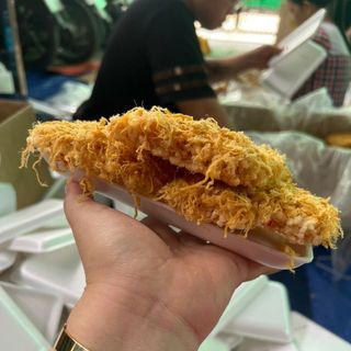 Xưởng cơm cháy siêu chà bông
