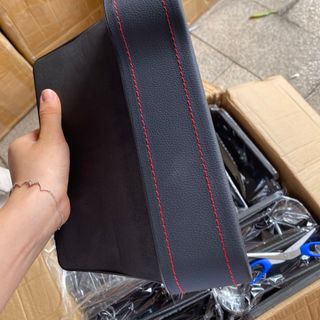 GIÁ ĐỂ ĐỒ CHÈN KHE GHẾ Ô TÔ DA