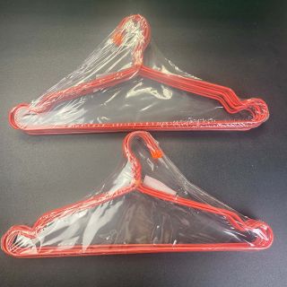 Móc nhựa chuyên tiệm giặt là - DL1