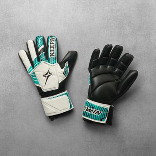 Găng tay thủ môn iWin Keepa Pro GK03