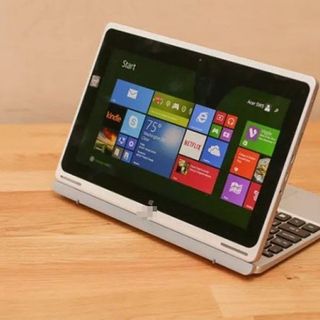 Acer Aspire Switch 10 laptop 2 in 1 cảm ứng window 10 cực mượt giá sỉ