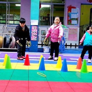 Nấm tập chiến thuật bóng đá, cone chơi thể thao, marker tập luyện thể thao chất liệu nhựa cao cấp