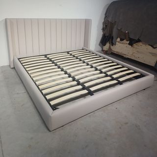 Giường ngủ cao cấp