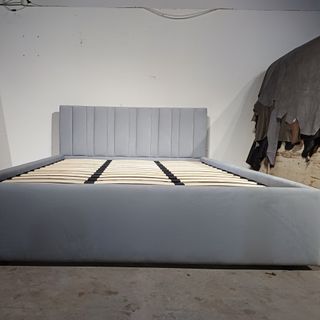 Giường ngủ cao cấp