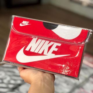 Túi đeo chéo gấu dâu, túi xách nữ mini box siêu hot