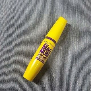 Mascara vỏ vàng dầy mi gấp 10 lần