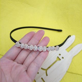 Cài tóc đủ mẫu đính hạt. Cài tóc nữ thời trang