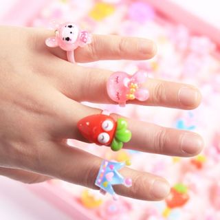 Nhẫn đeo tay cho trẻ em mix nhiều mẫu đủ màu sắc giá sỉ